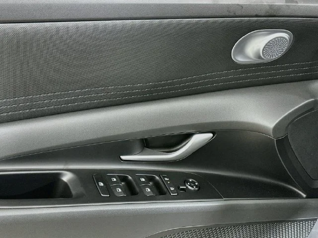 New 2026 Gray Hyundai SE image 10