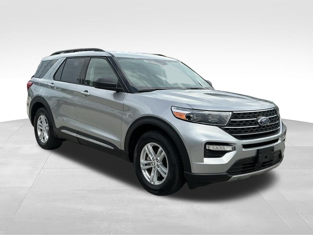Used 2023 Silver Ford XLT image 15