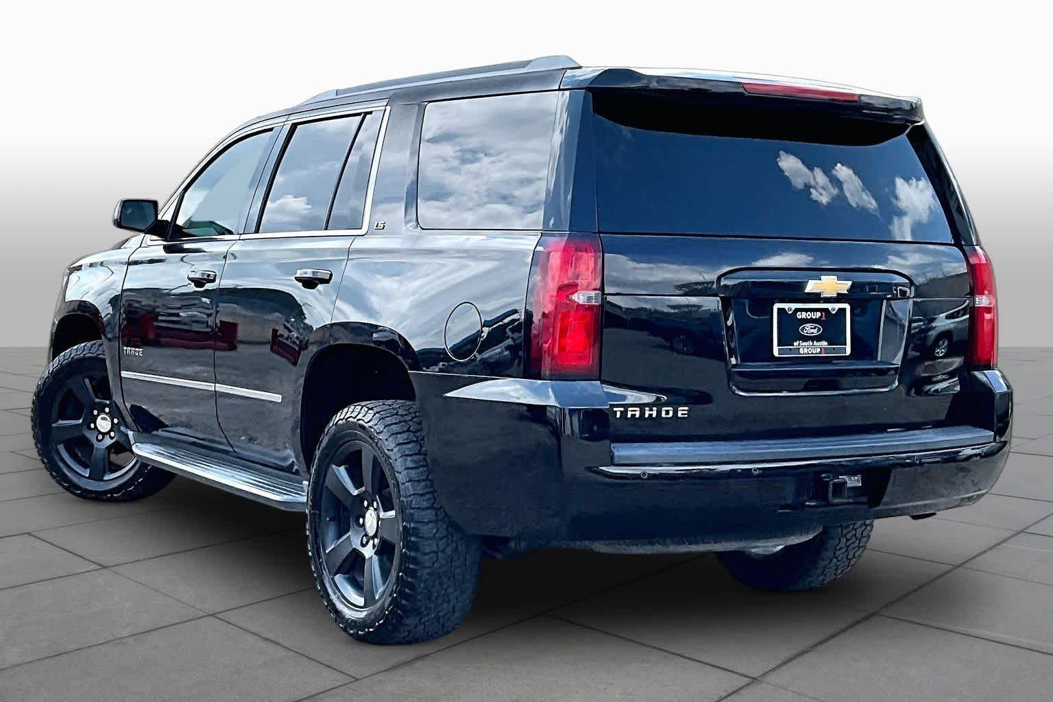 Used 2015 Black Chevrolet LS image 5