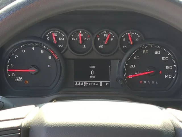 Used 2025 Gray Chevrolet Custom image 22