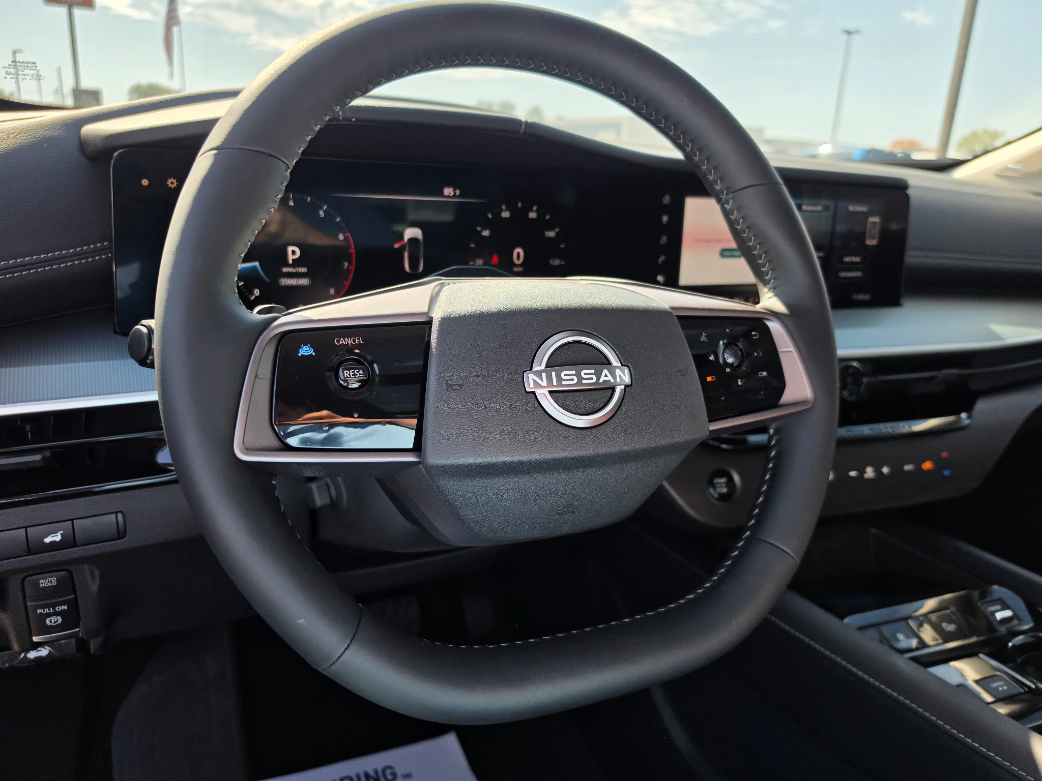 New 2026 Boulder Gray Pearl/Super Black Nissan Platinum image 11