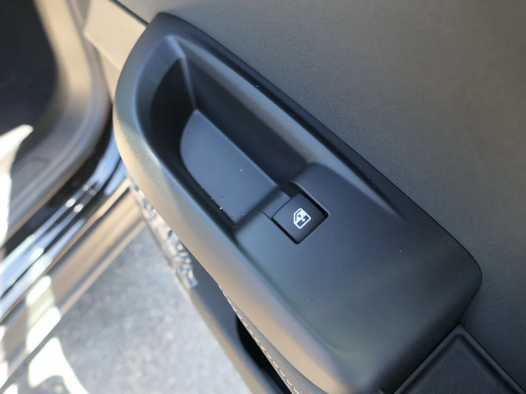 Used 2025 Black Alfa Romeo Base image 21