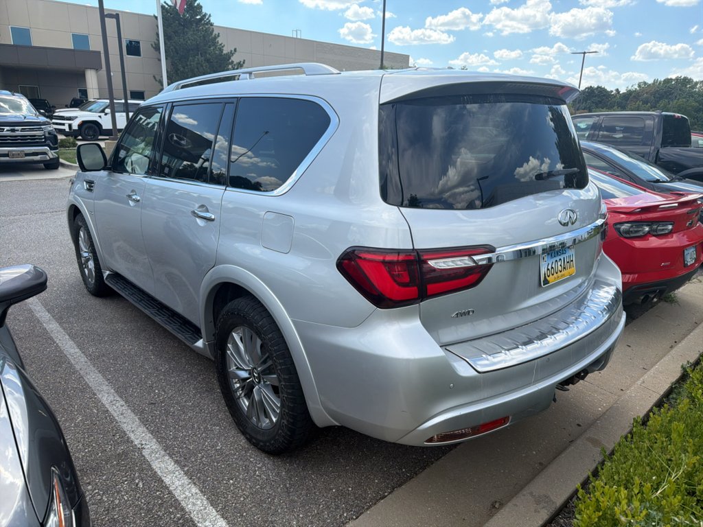 Used 2020 Liquid Platinum INFINITI LUXE image 5