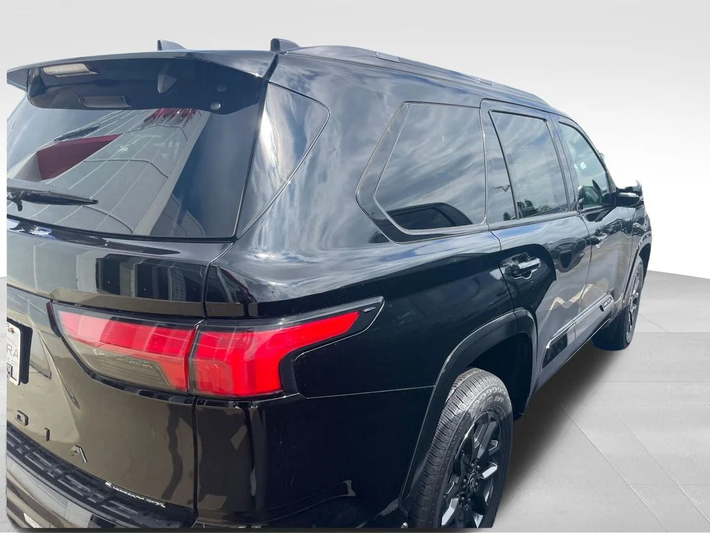 2026 Toyota Sequoia Platinum - Photo 8