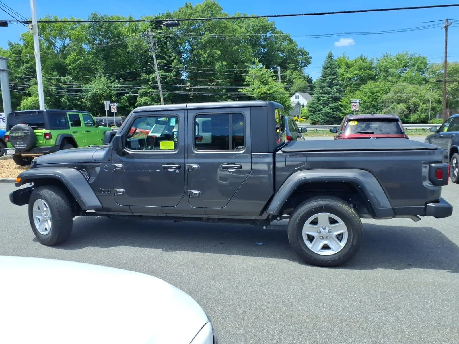 Certified Used 2022 Granite Crystal Met. Clear Coat Jeep Sport S image 12