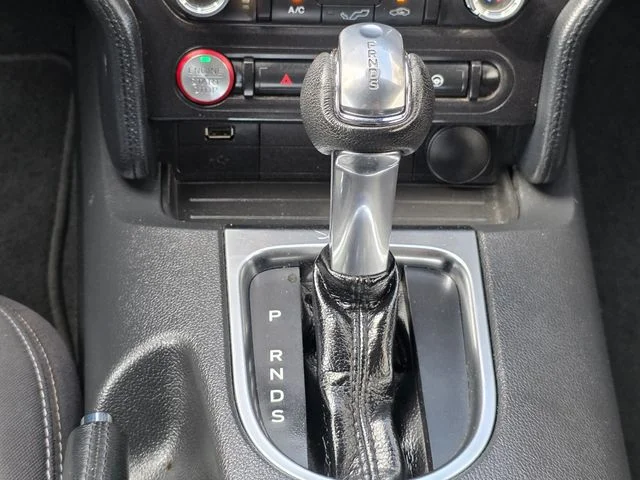 2023 Ford Mustang EcoBoost - Photo 18