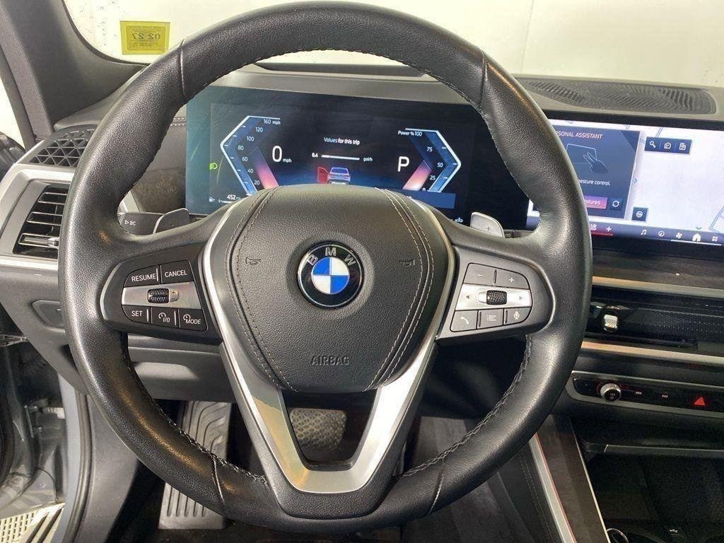 Used 2024 Gray Metallic BMW xDrive40i image 16