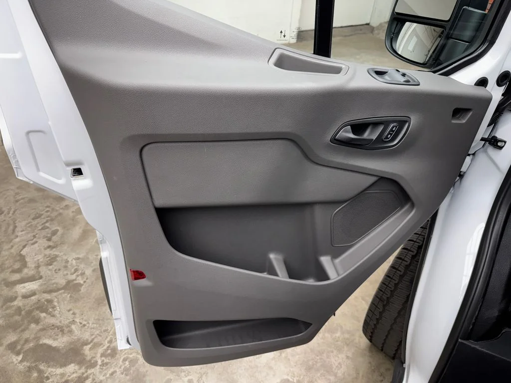 New 2026 Oxford White Ford Cargo Van image 15