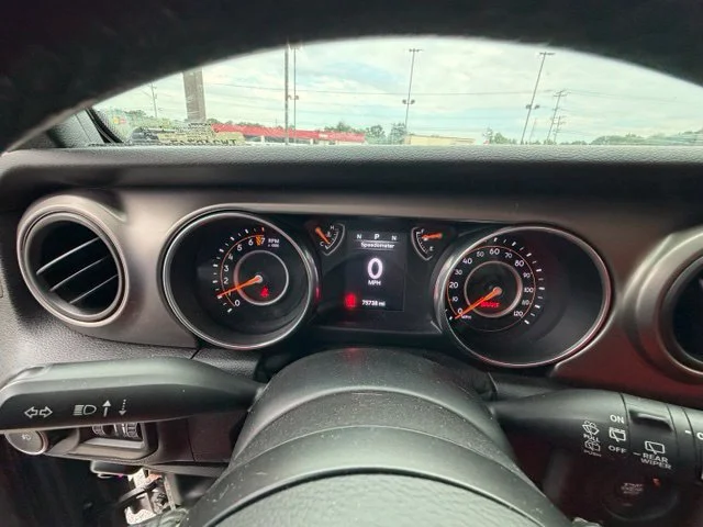Used 2020 Gray Jeep Unlimited Sport S image 10