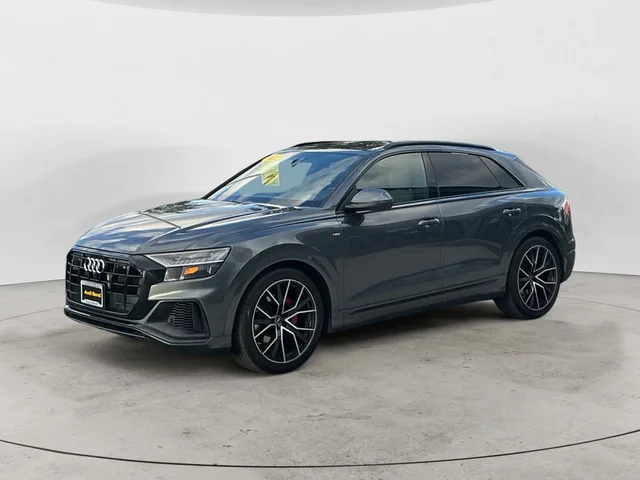 2020 Audi Q8 55 Premium Plus