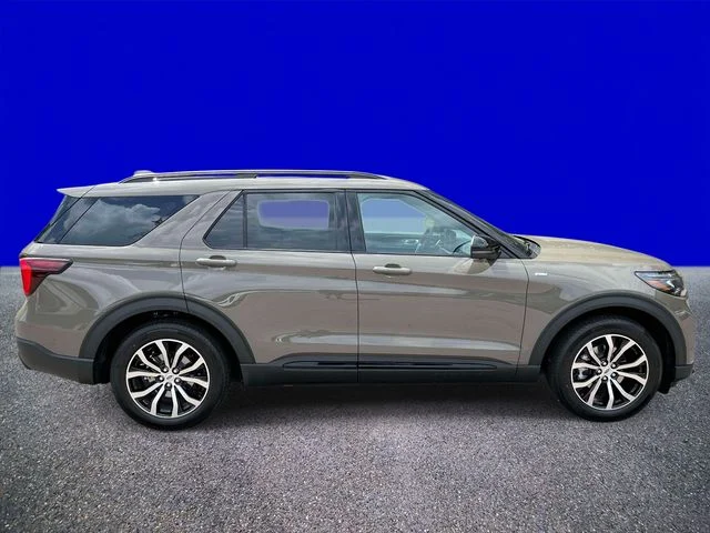 New 2026 Gray Ford ST-Line image 2