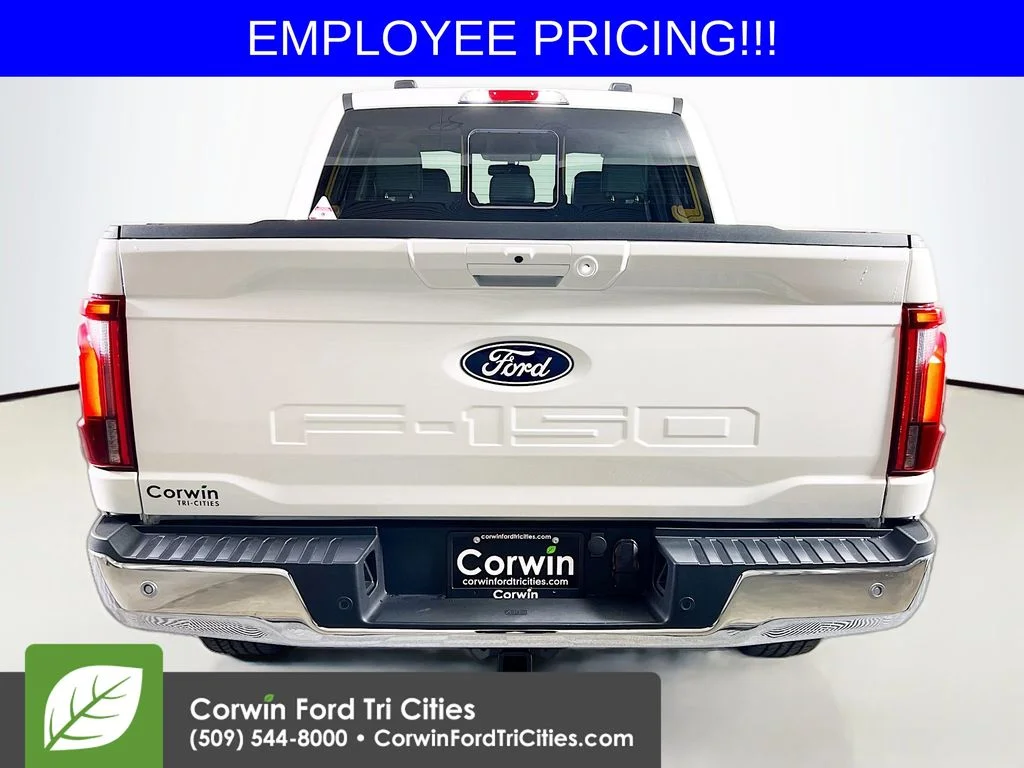 New 2026 Star White Metallic Tri-Coat Ford Lariat image 14