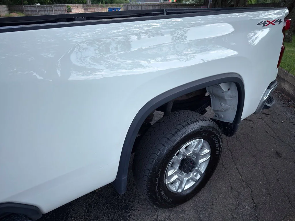 Used 2025 White Chevrolet LT image 11