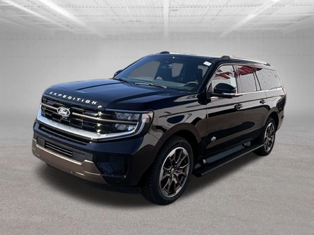New 2027 Agate Black Metallic Ford MAX King Ranch® image 3