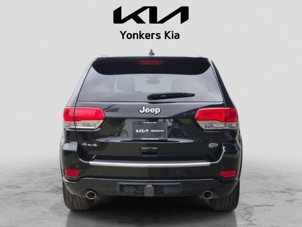 Used 2017 Black Jeep Overland image 7