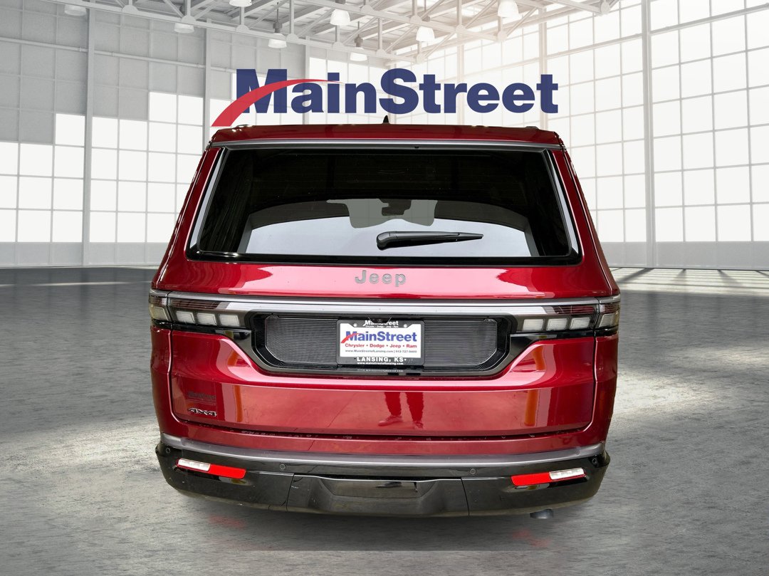 New 2026 Velvet Red Pearl-Coat Exterior Paint Jeep Limited Reserve image 4