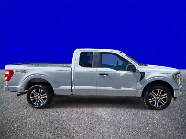 Used 2023 Avalanche Ford XL image 2