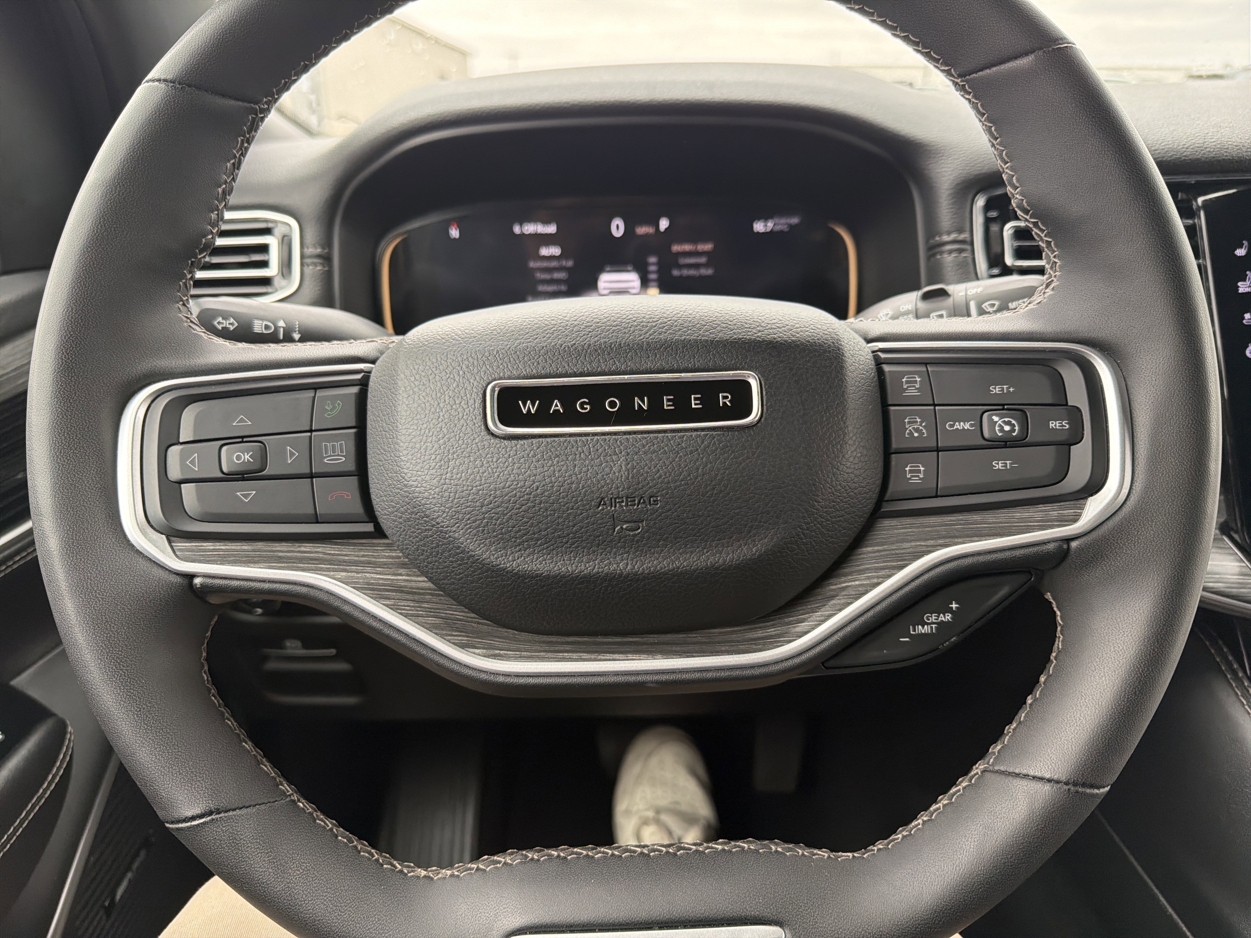 2024 Jeep Wagoneer Series III - Photo 26