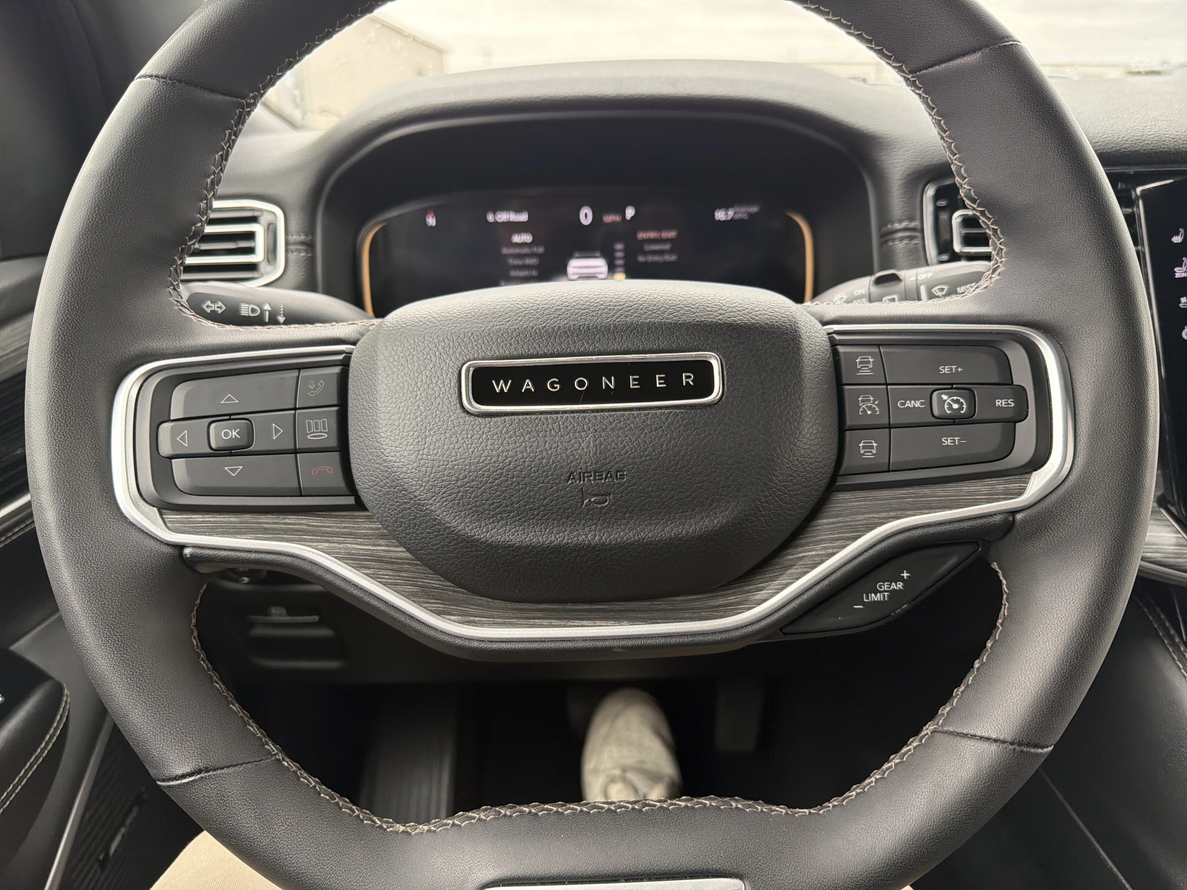 2024 Jeep Wagoneer Series III - Photo 26