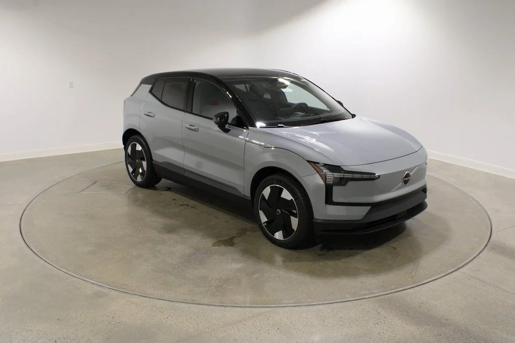 2026 Volvo EX30 Plus - Photo 7