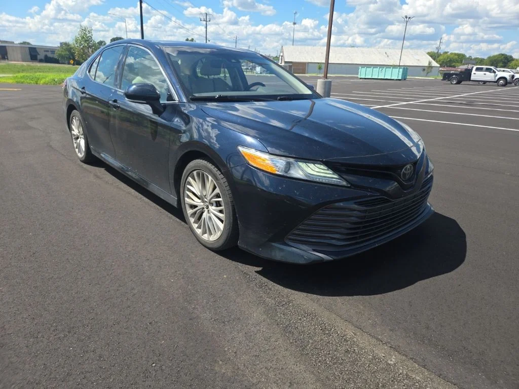 Used 2020 Blue Toyota XLE image 15