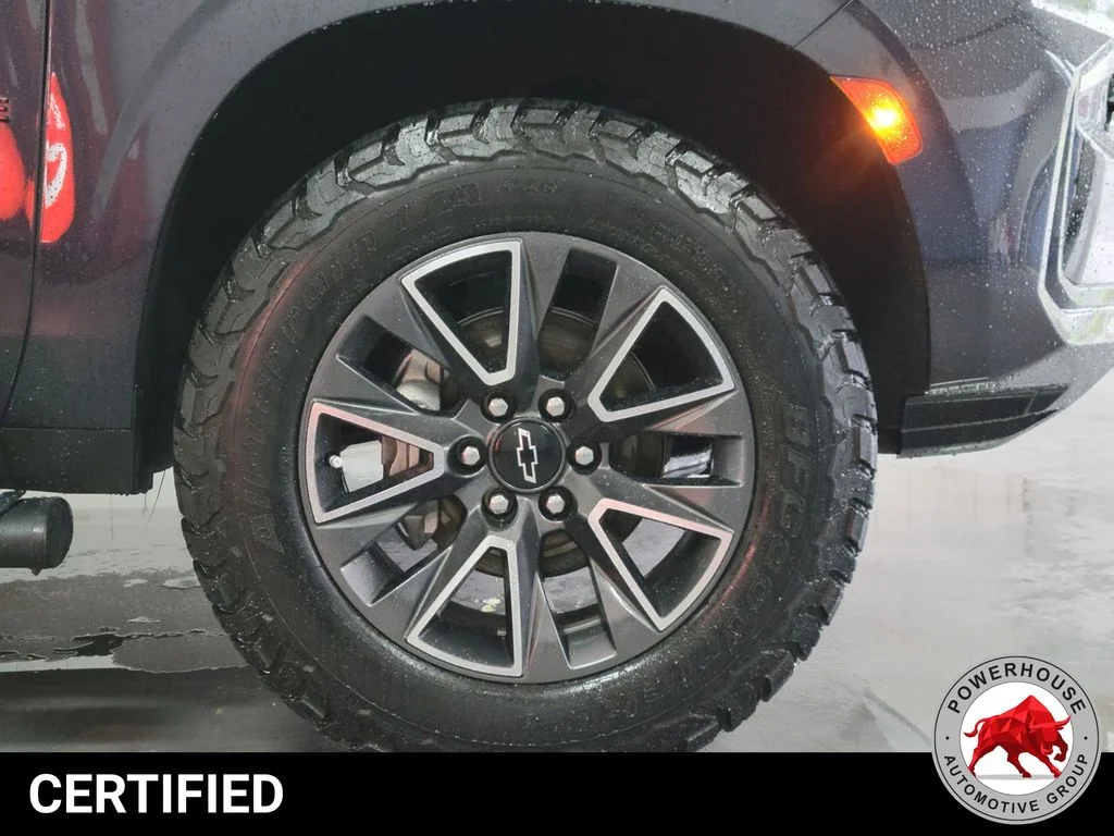 Certified Used 2022 Gray Chevrolet Z71 image 12