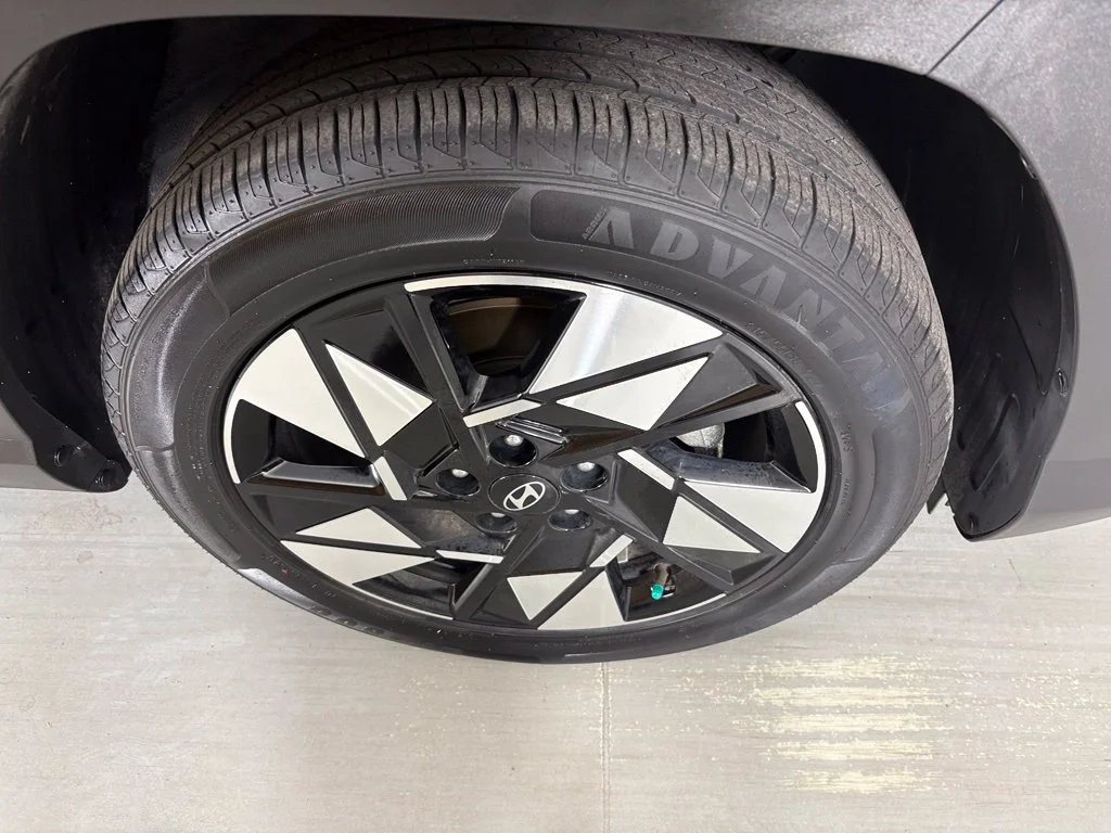 Used 2024 Blue Hyundai SEL image 11