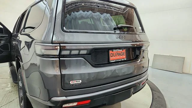 New 2026 Baltic-Gray Metallic Clear-Coat Exterior Paint Jeep Limited Altitude image 16