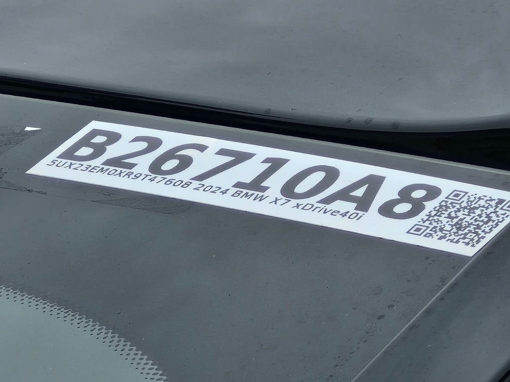Used 2024 Black BMW xDrive40i image 37