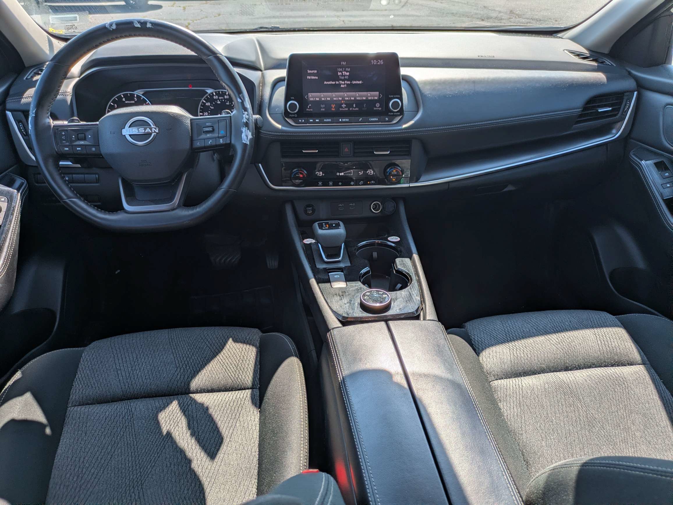 Used 2025  Nissan SV image 12