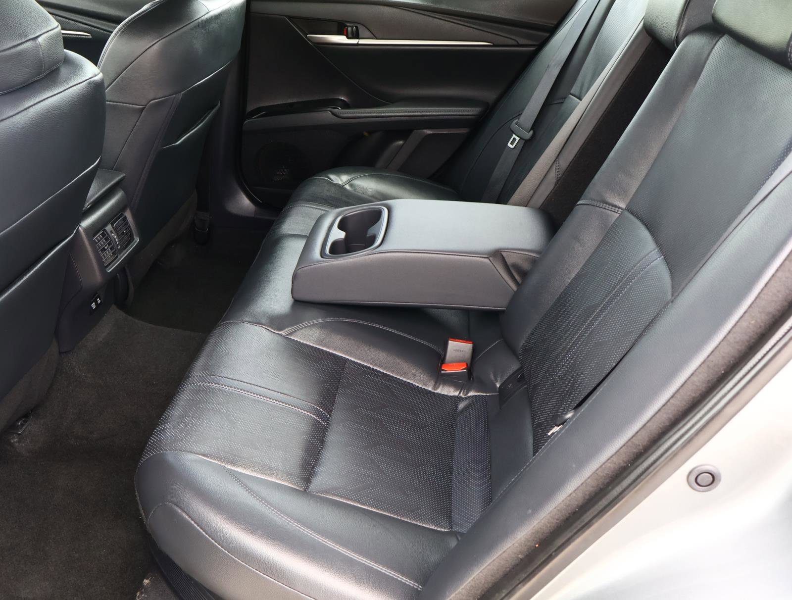 Used 2025 Heavy Metal Toyota XSE image 18