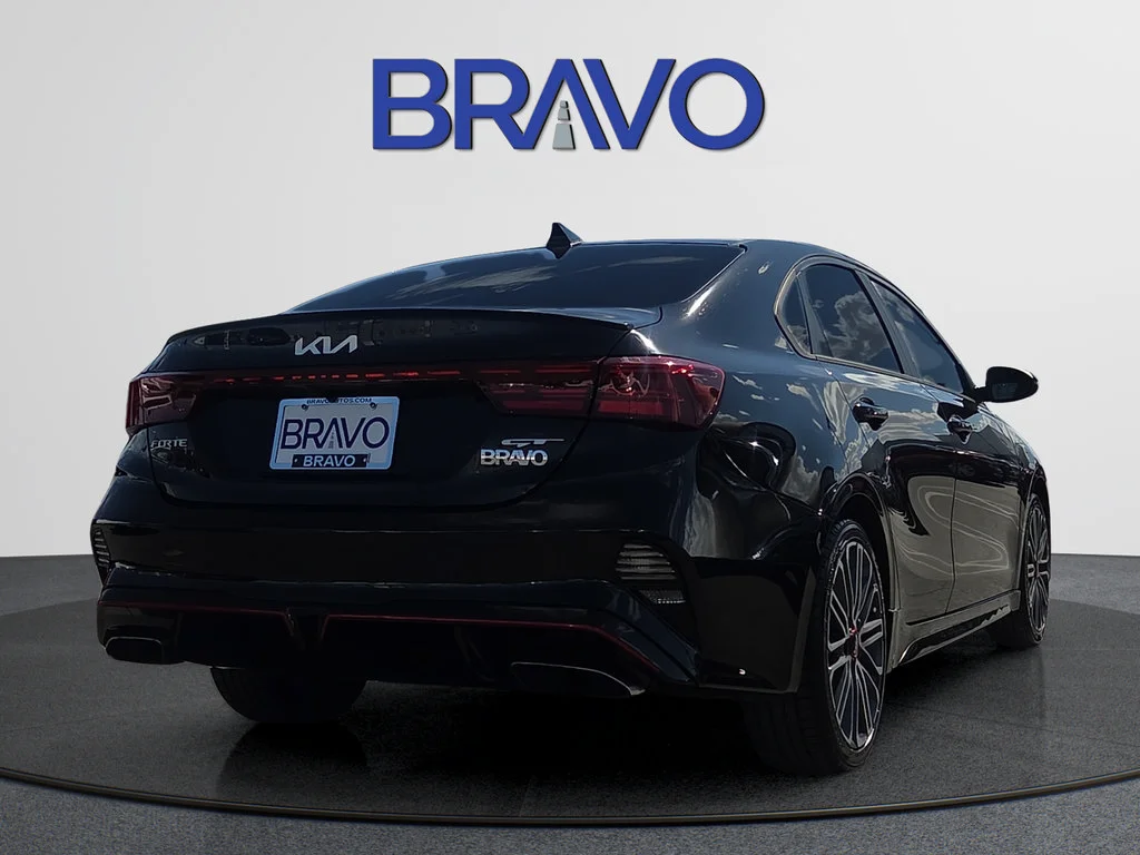 Used 2022 Gray Kia GT image 4