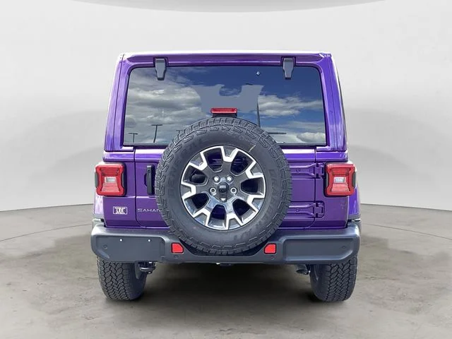 New 2026 Reign Jeep 4-DOOR SAHARA image 5
