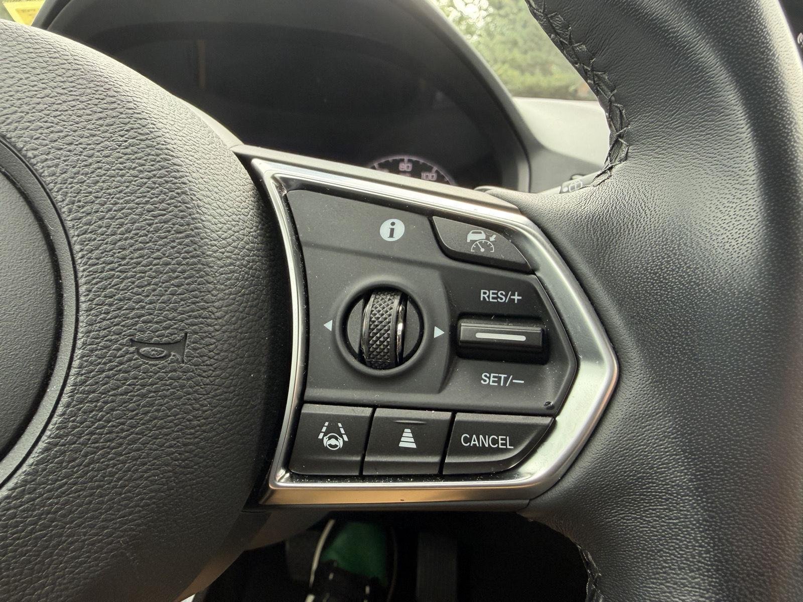 Used 2024 Liquid Carbon Metallic Acura  image 9