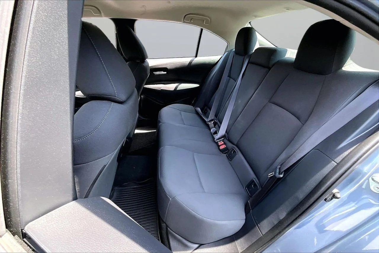 Certified Used 2021  Toyota LE image 21