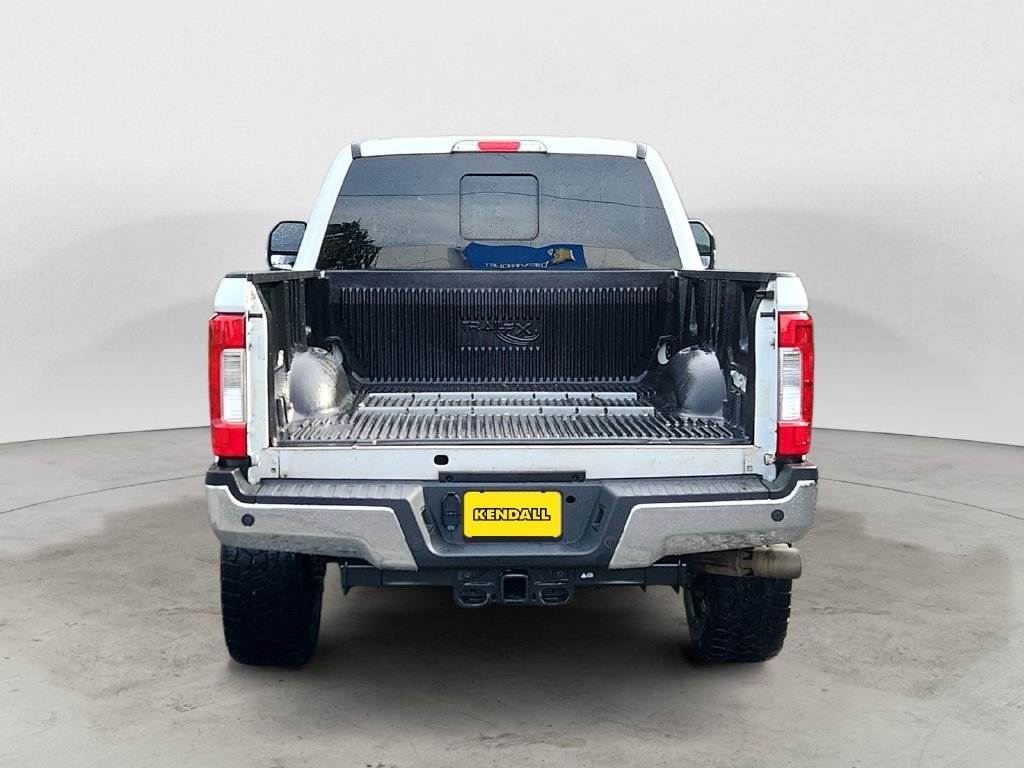 Used 2019 White Ford Lariat image 6