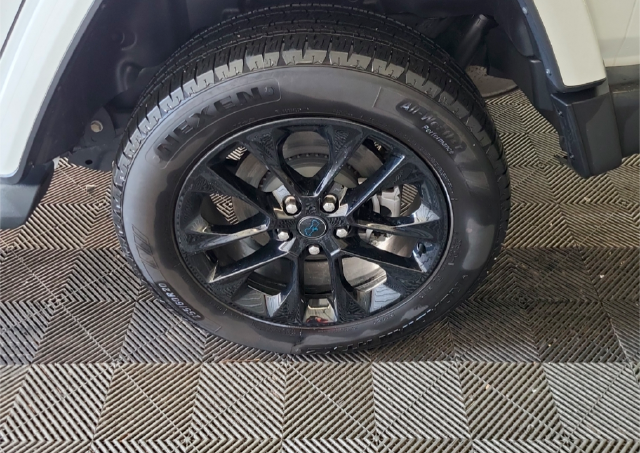 Used 2024 White Jeep Sahara 4xe image 15