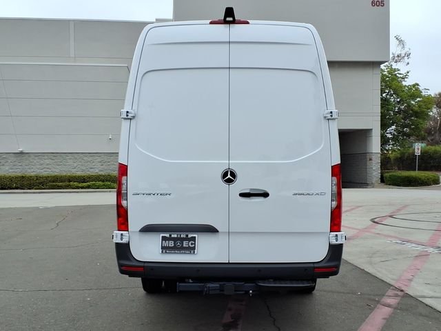 New 2026 White Mercedes-Benz Cargo 170 WB image 20
