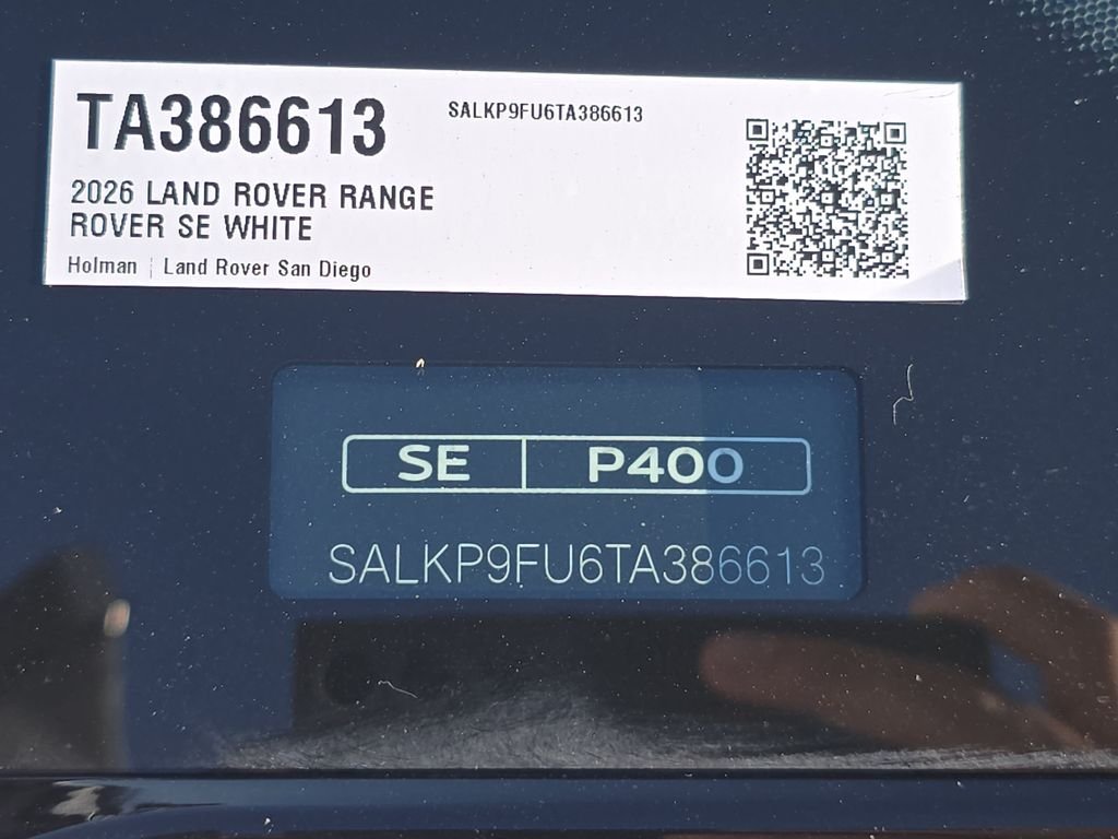 New 2026 Ostuni Pearl White Land Rover SE image 38