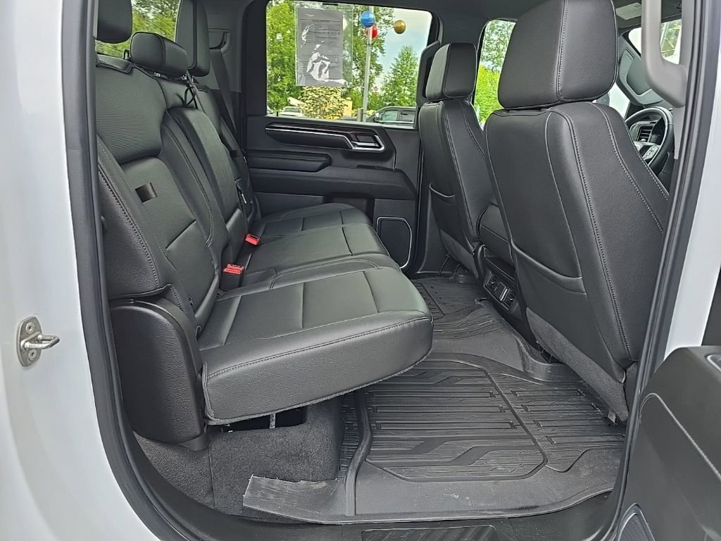 2024 GMC Sierra 3500HD SLT - Photo 28