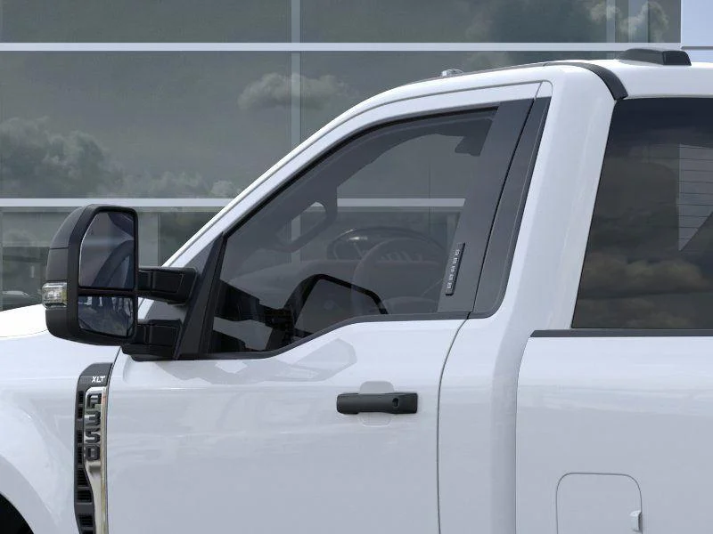 New 2025 Oxford White Ford F-350® XLT image 20