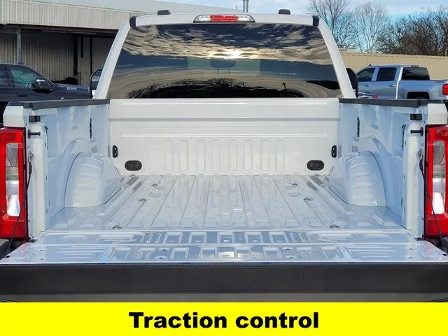 New 2026 White Ford XLT image 9
