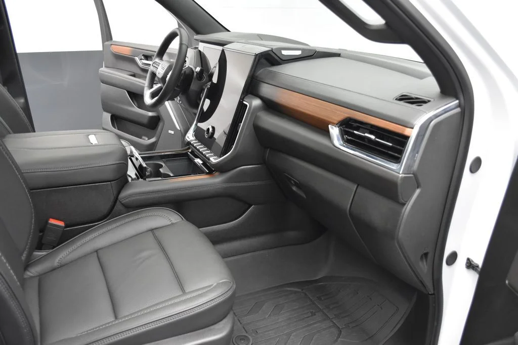 Used 2026 White GMC Denali image 26