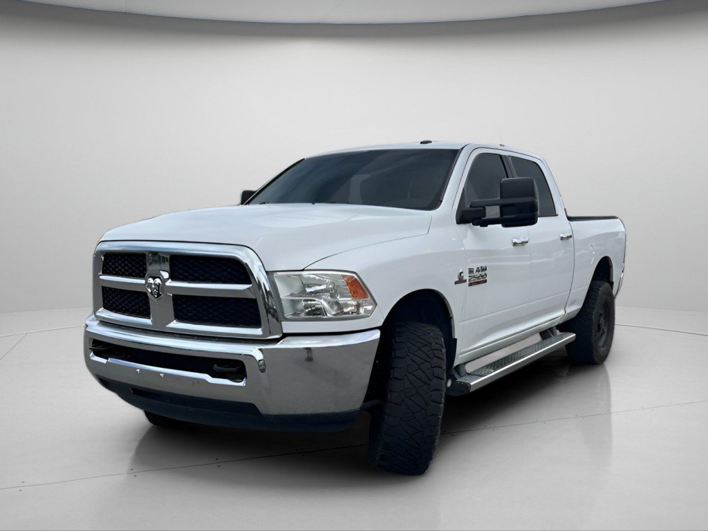 Used 2014 Bright White Clearcoat Ram SLT image 14