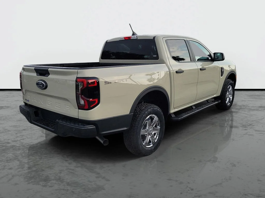 New 2026 Desert Sand Ford XLT image 2
