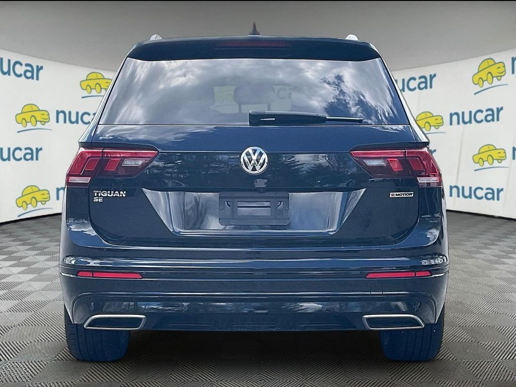 Certified Used 2021 Black Volkswagen 2.0T SE R-Line Black image 5