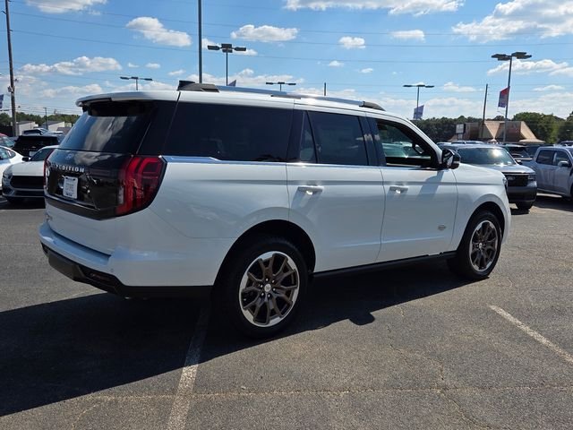 New 2027 White Ford King Ranch image 8