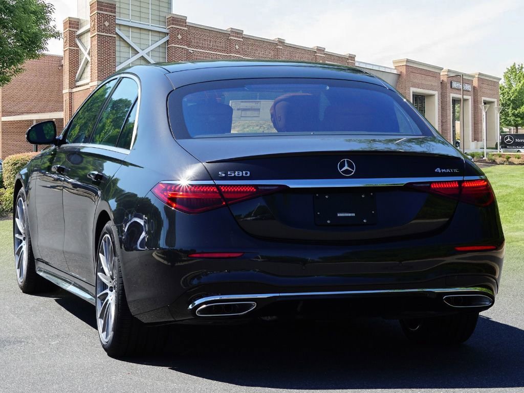 New 2026 Graphite Grey Metallic Mercedes-Benz S 580 image 27