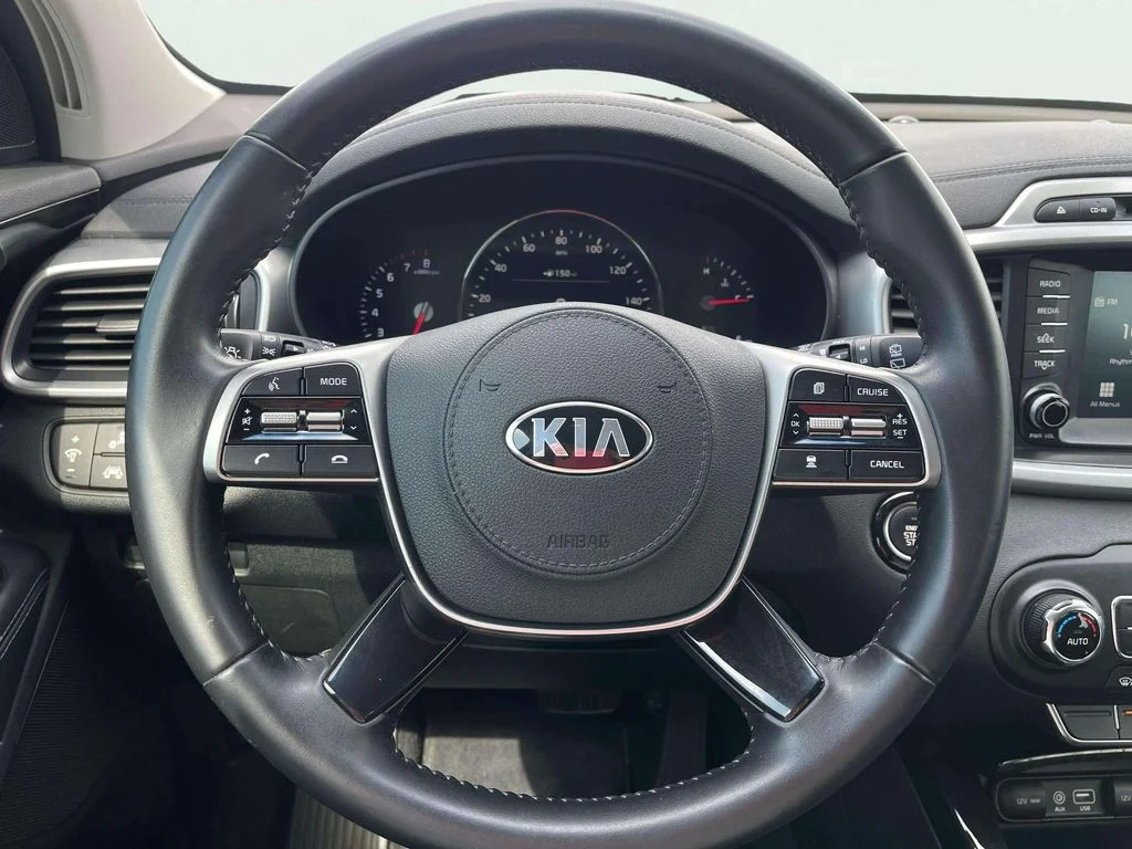 Used 2019 Ebony Black Kia EX image 17