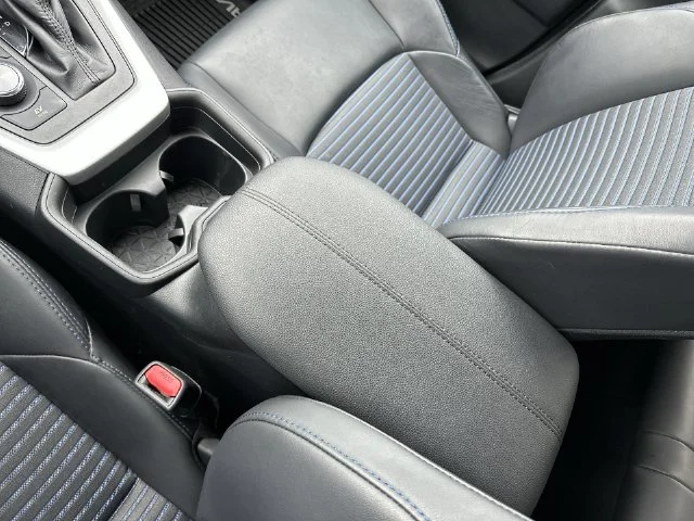 Used 2019 White Toyota XSE image 21